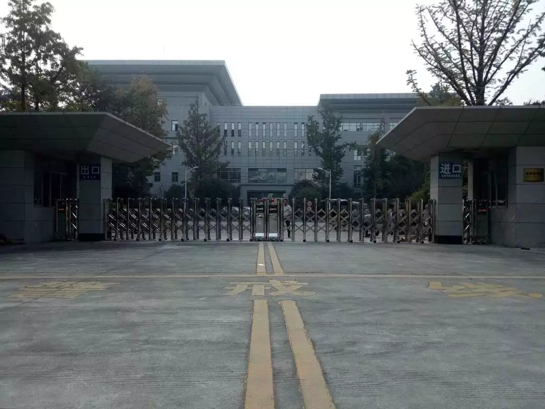 惠民县惠民县四川消防总队伸缩门